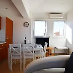 Augusta Διαμέρισμα *