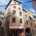 Augusta * Ρόβινι