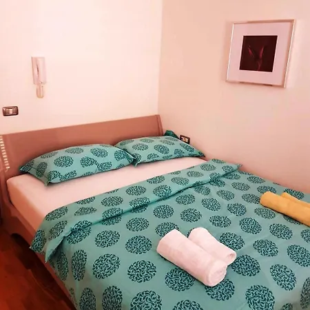 Augusta Apartment *