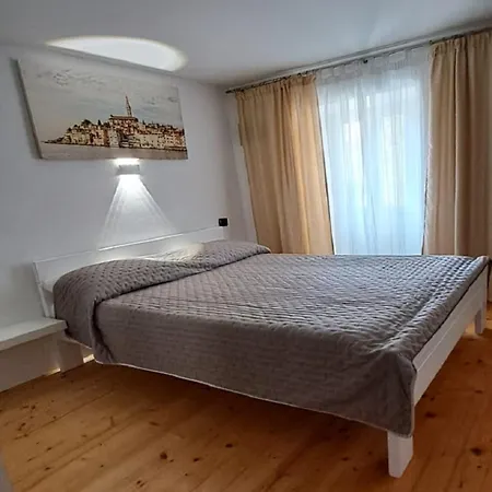 Apartament Augusta *